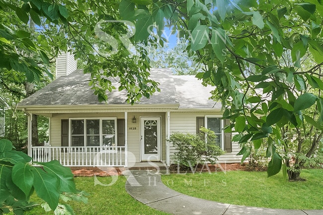 Building Photo - Living where You Love is Good for your Heart!