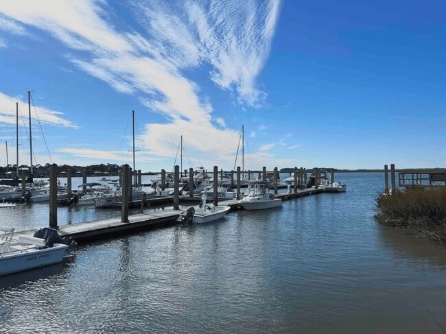 Photo - 140 W Mariners Cay Dr