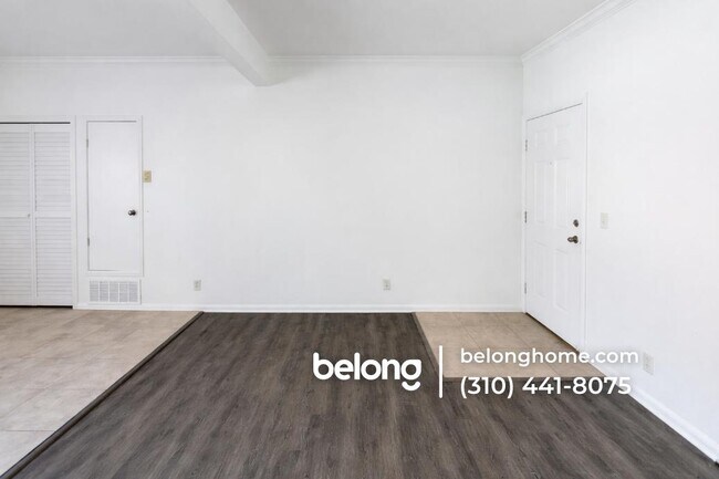 Photo - 1700 W 43rd St Unidad A