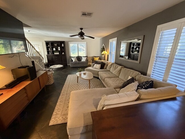 Photo - BEAUTIFUL 4BEDROOM 2.5BATH COMING SOON!!