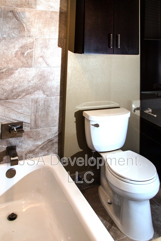 Photo - 611 Sycamore St