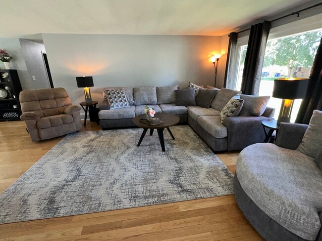 Photo - 1513 Rockdale St Casa