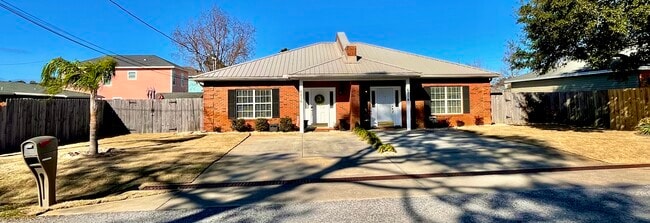 Photo - 6214 E Azalea Ave