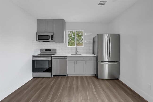 Photo - 5621 Eskridge St Apartment Unit A