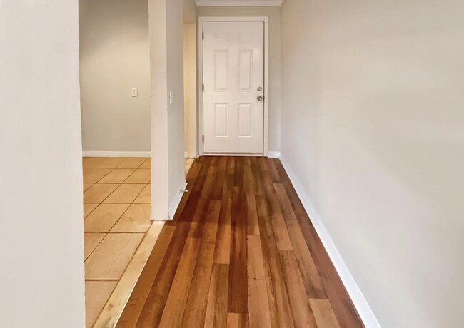 Photo - 7748 Knoll Dr N