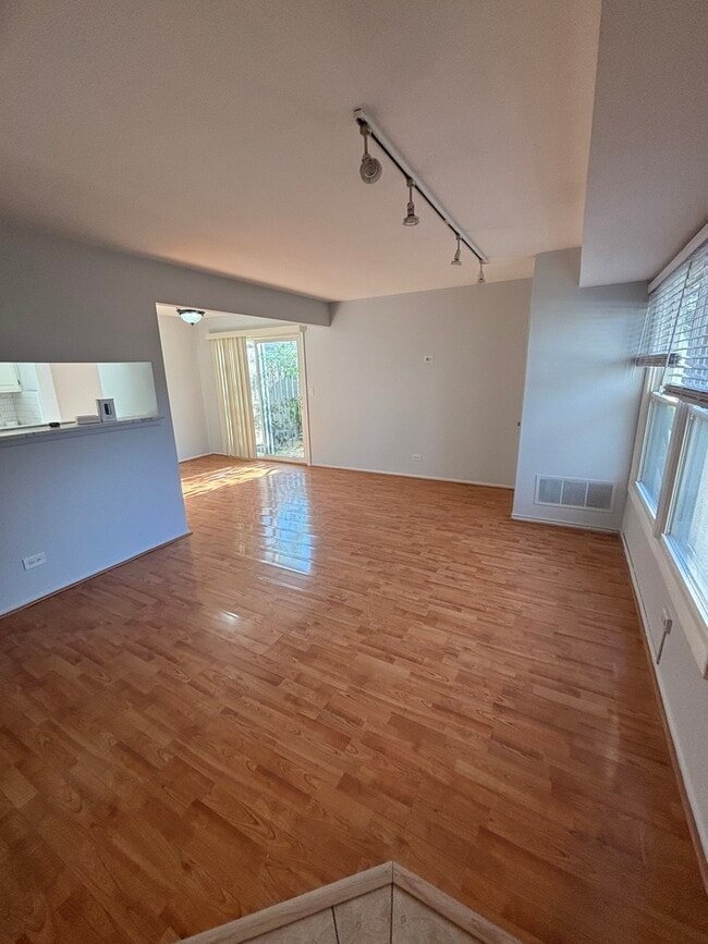Photo - 1184 E Candlenut Ln