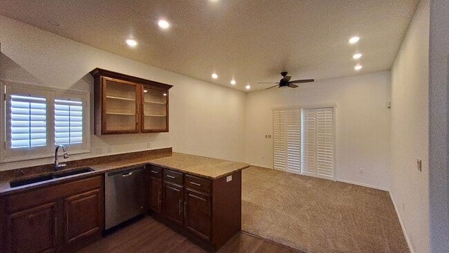 Photo - Three Bedroom with Amazing Views