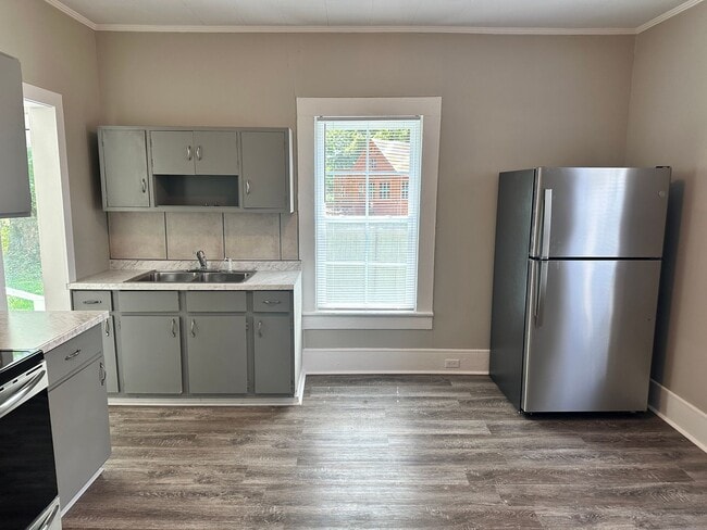 Photo - Adorable Home Near Downtown Mooresville!