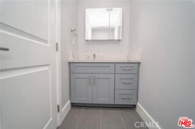 1870 W 20th St Unit 1870 1/2