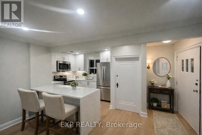 Photo - 11 Fairside Ave