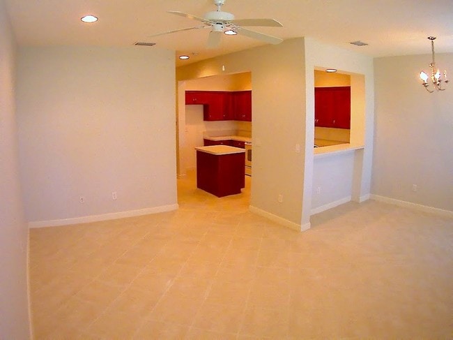 Photo - 880 Millbrae Ct