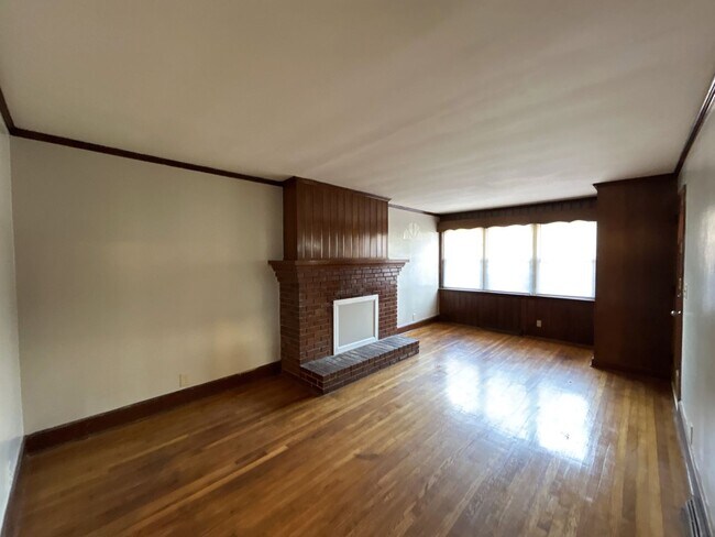 T.R. Lawing Realty Property - T.R. Lawing Realty Property