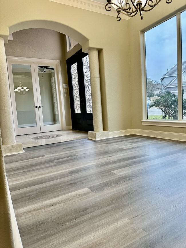 Photo - 26 Stone Hill Ct