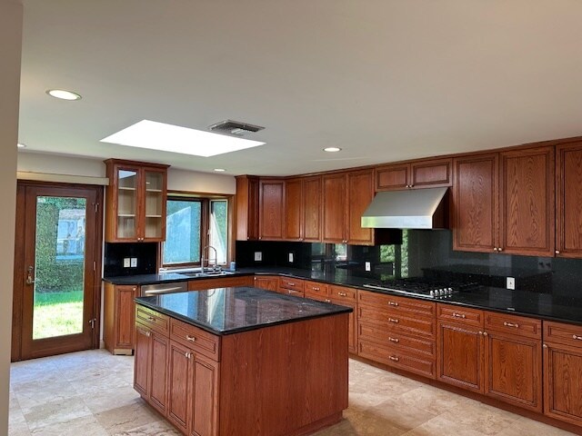 Photo - 3530 S Bentley Ave