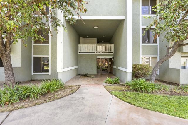Building Photo - 1040 E Washington Ave Unit 31 Rental