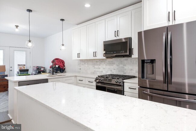 Photo - 1436 Haubert St