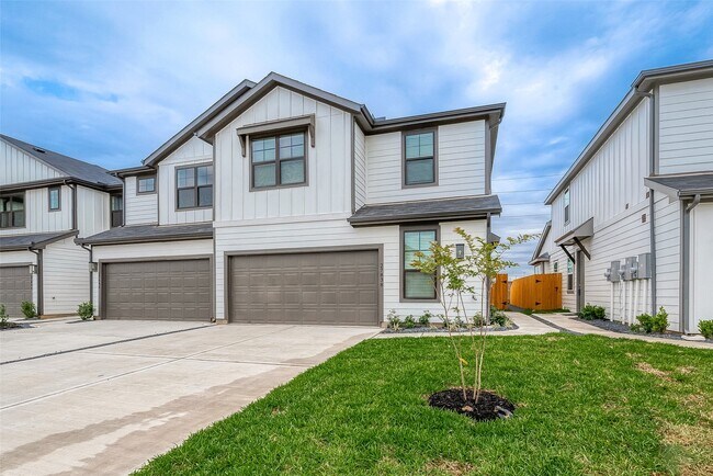 27838 Western Crk Ct