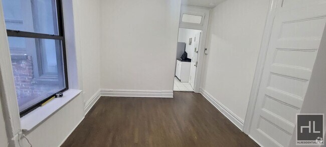 Building Photo - YORK AVENUE Rental