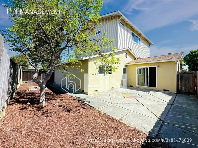 Photo - 5625 Tilden Pl