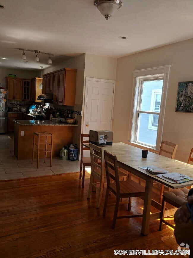 Building Photo - 14 Bay State Ave Rental