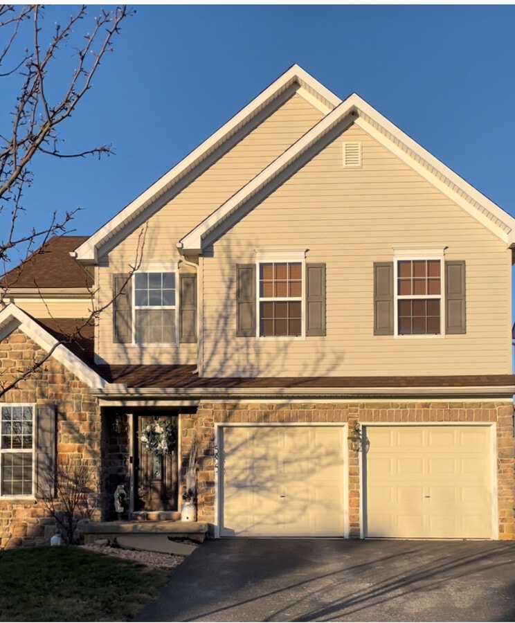 Photo - 585 Thomas Armor Dr