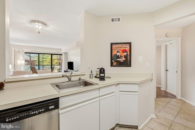 Photo - 2100 Langston Blvd. Unit 218