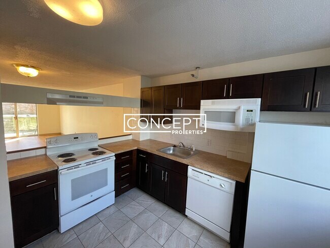 Photo - 140A N Beacon St Unit A2