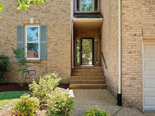 Photo - Great 4BR Bellevue Home