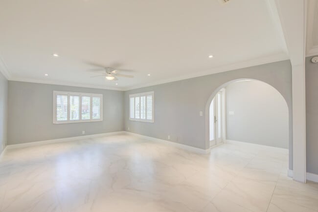 Photo - 2603 NE 35th St