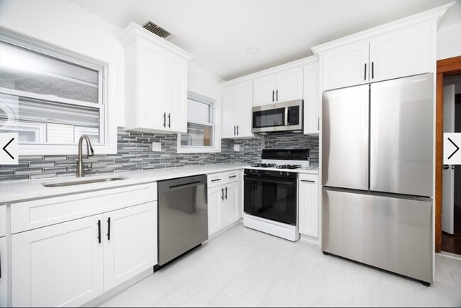 Photo - 19 Puritan Rd Apartments Unit T
