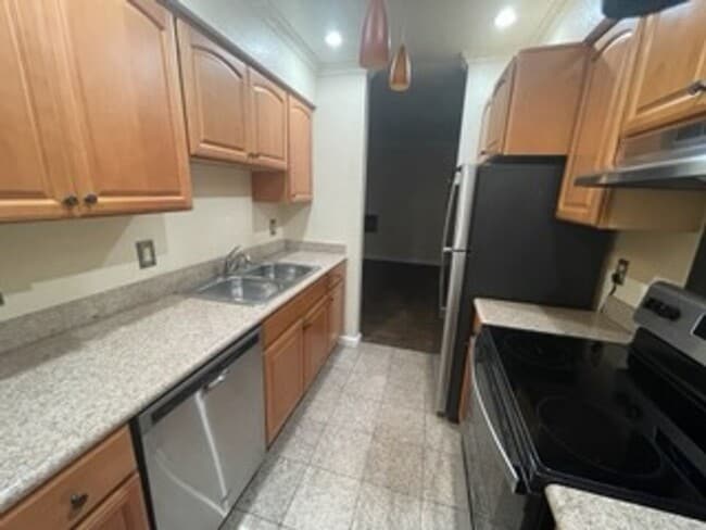 Photo - 38627 Cherr Ln #38 With 3 Bedrooms and 2 bathrooms. Unit cherry Ln #38