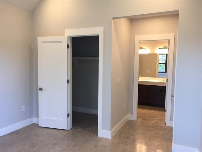 Photo - 5621 Adams Ave