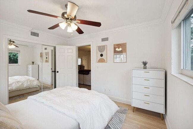 Photo - 49 SE 7th Ave Unidad 1