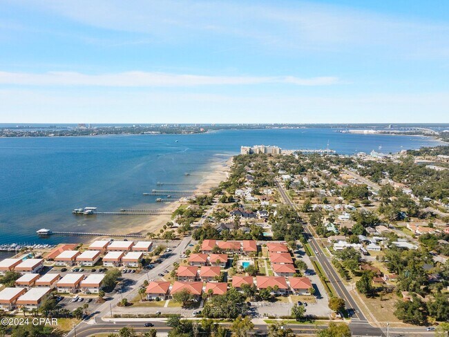 Photo - 2100 W Beach Dr Condo