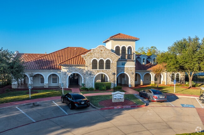 Leasing Office