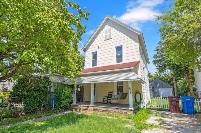 Building Photo - 3 Bed 1 Bath Home for Rent in Chesapeake