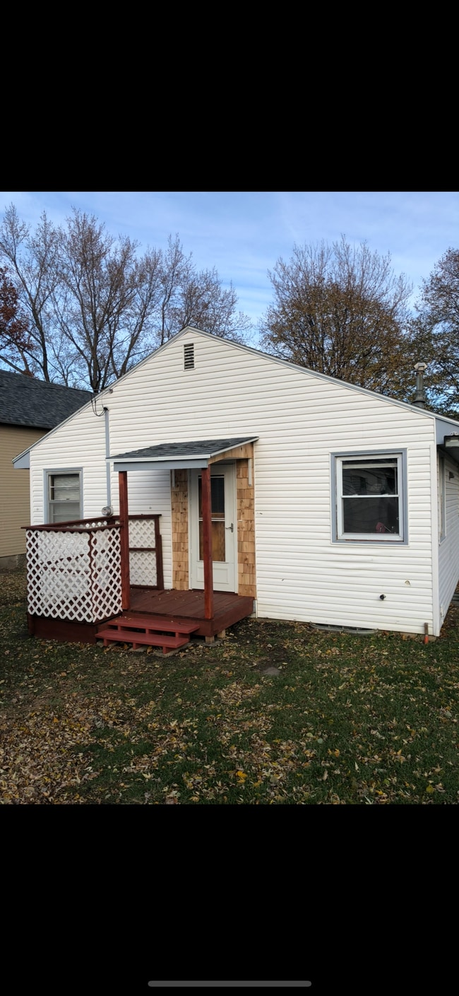 Rear of property - 303 Eugene St