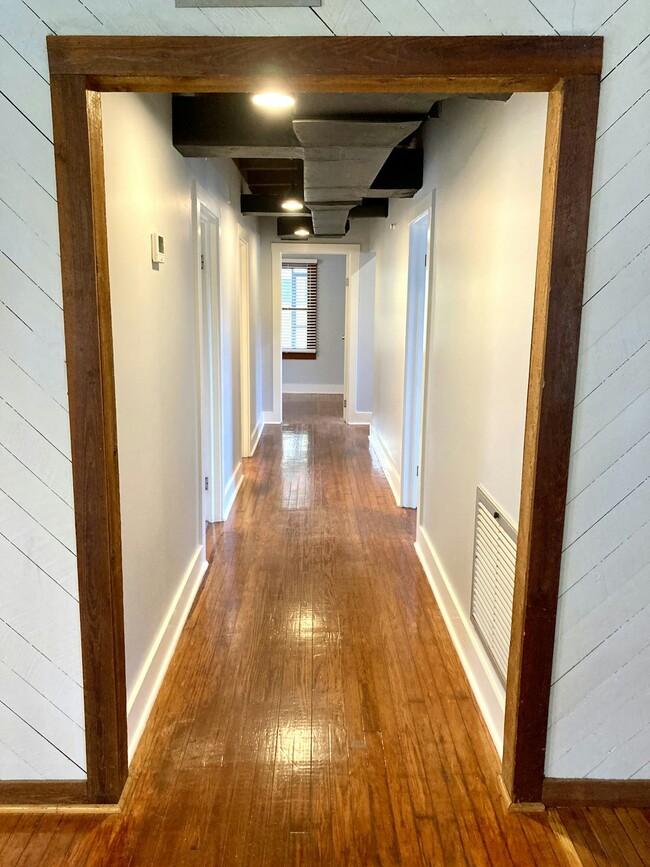 Photo - 736 SE 9th St
