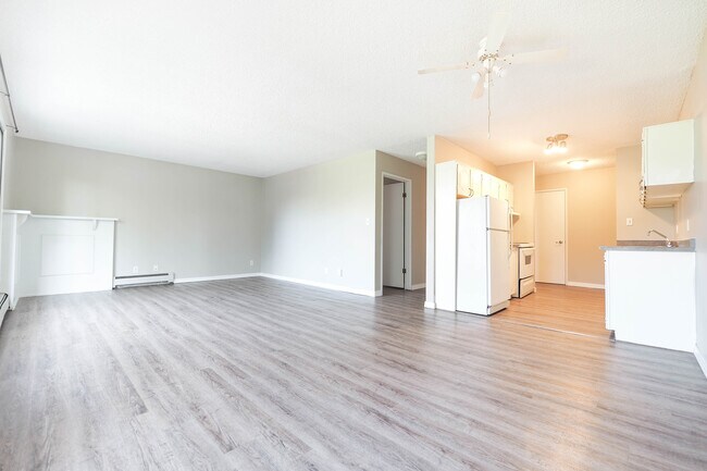 Photo - Blue Quill Gardens