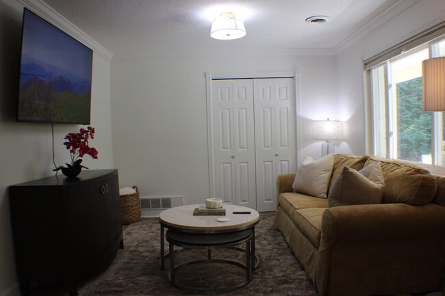 Photo - 107 Cori Dr