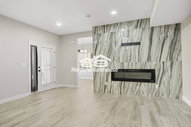 Photo - 18741 E Water Dr Unit B