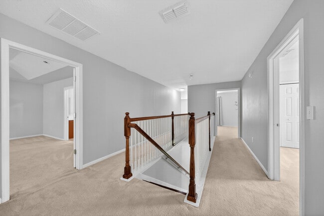 Photo - 112 Kildrummy Ct