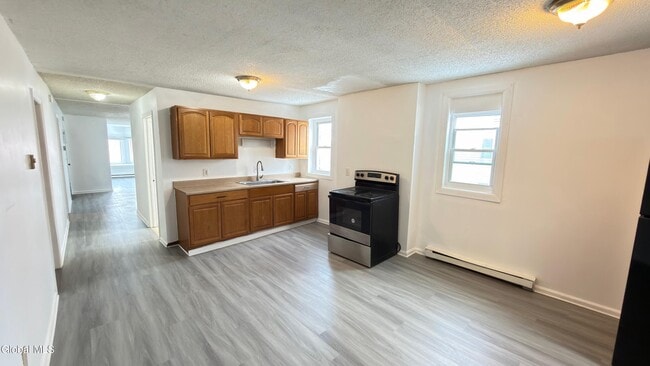 Photo - 3134 6th Ave Unidad 3