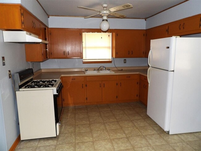 Photo - 4311 NW Hoover Ave