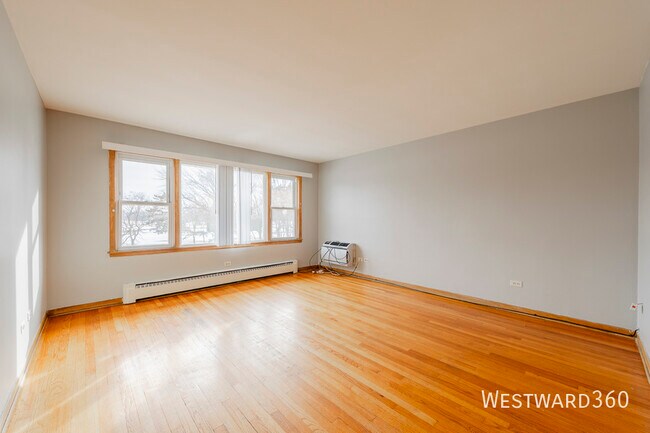 Photo - 6620 W Gunnison St Unidad 2B