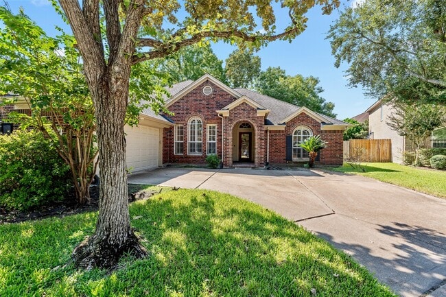 Photo - 14215 Scarborough Fair St