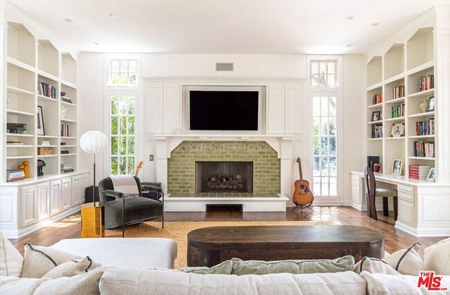 Photo - 226 Palisades Ave