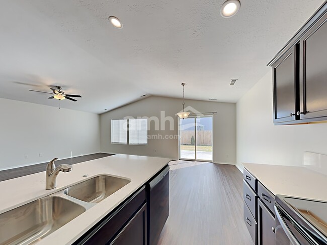 Photo - 7769 E Bratton Dr