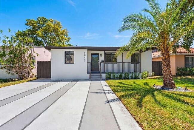 Photo - 1861 SW 22nd Terrace