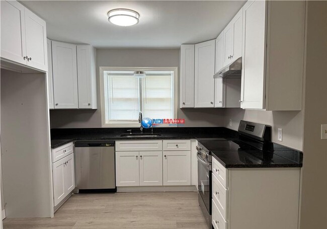 Photo - 1547 Mountain View Cir NW